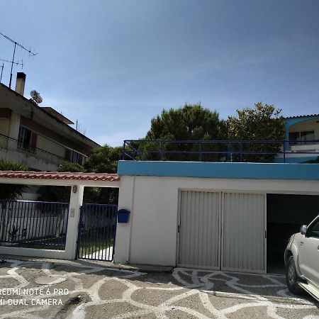 Muses Apartments Эретрия Экстерьер фото