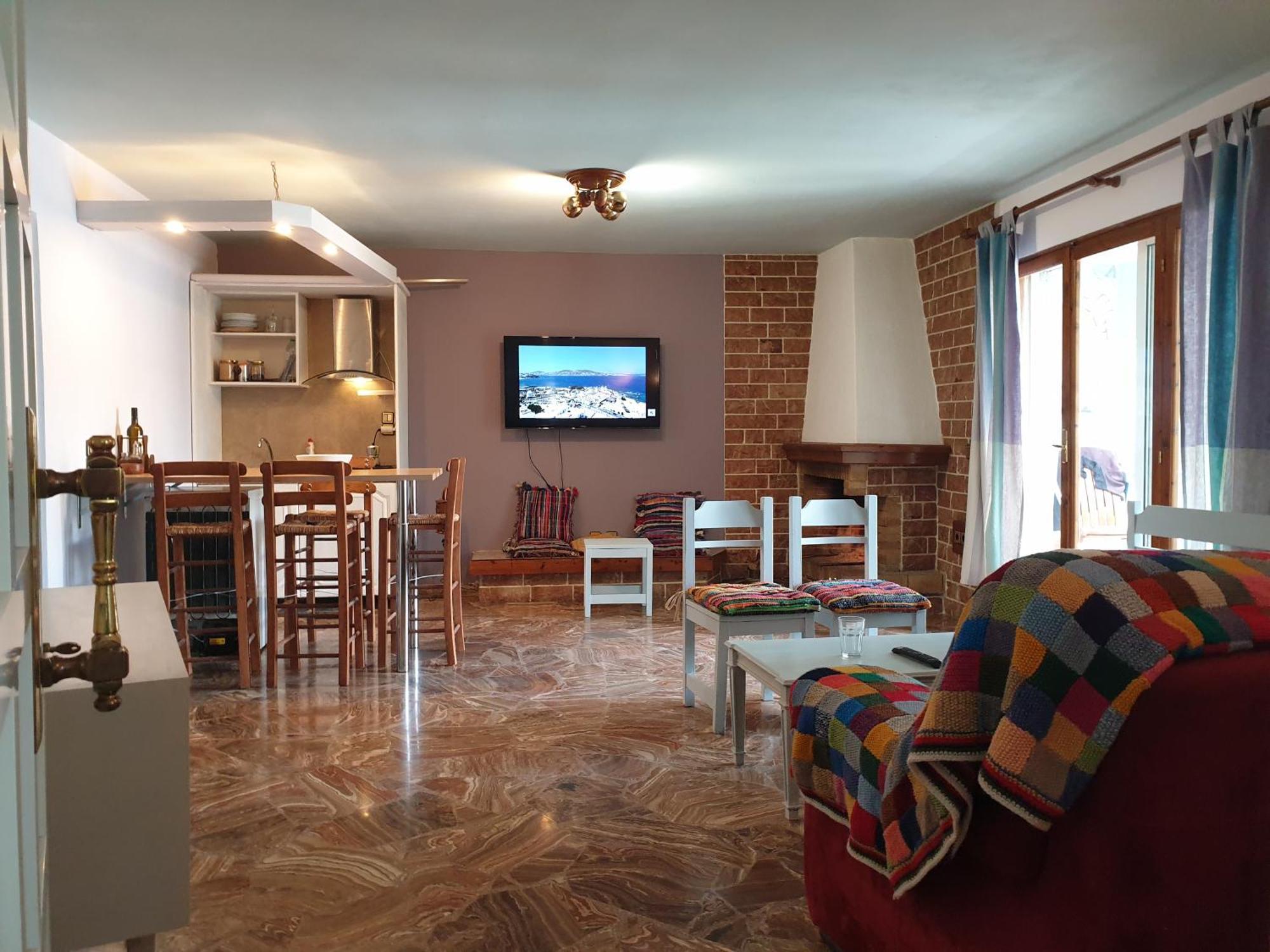 Muses Apartments Эретрия Экстерьер фото